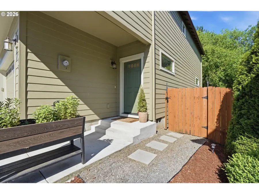 158 N 41st Pl, Ridgefield, WA 98642 - #2
