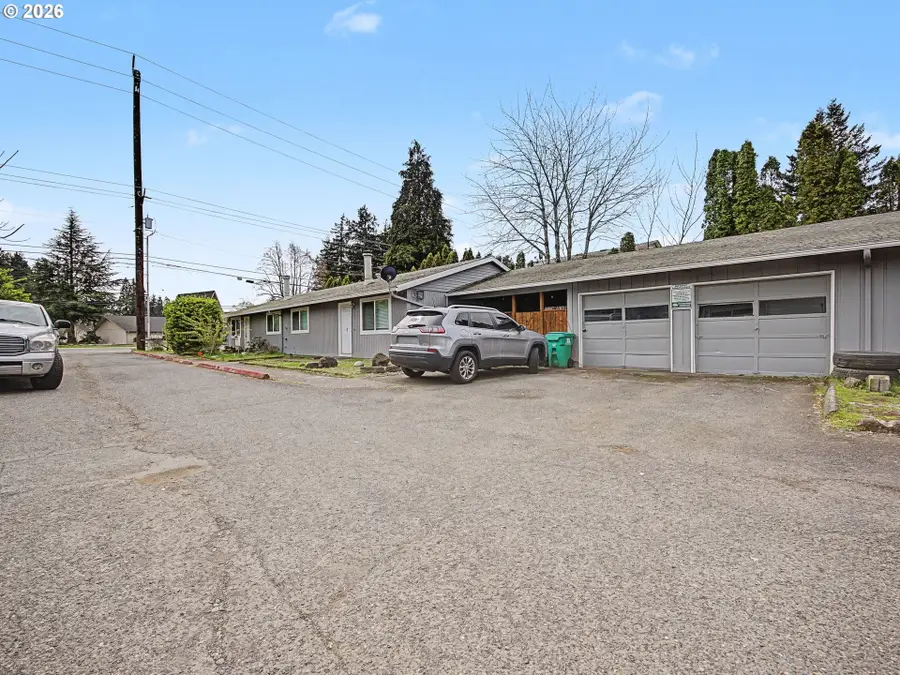 18635 SE Division St, Gresham, OR 97030 - #2