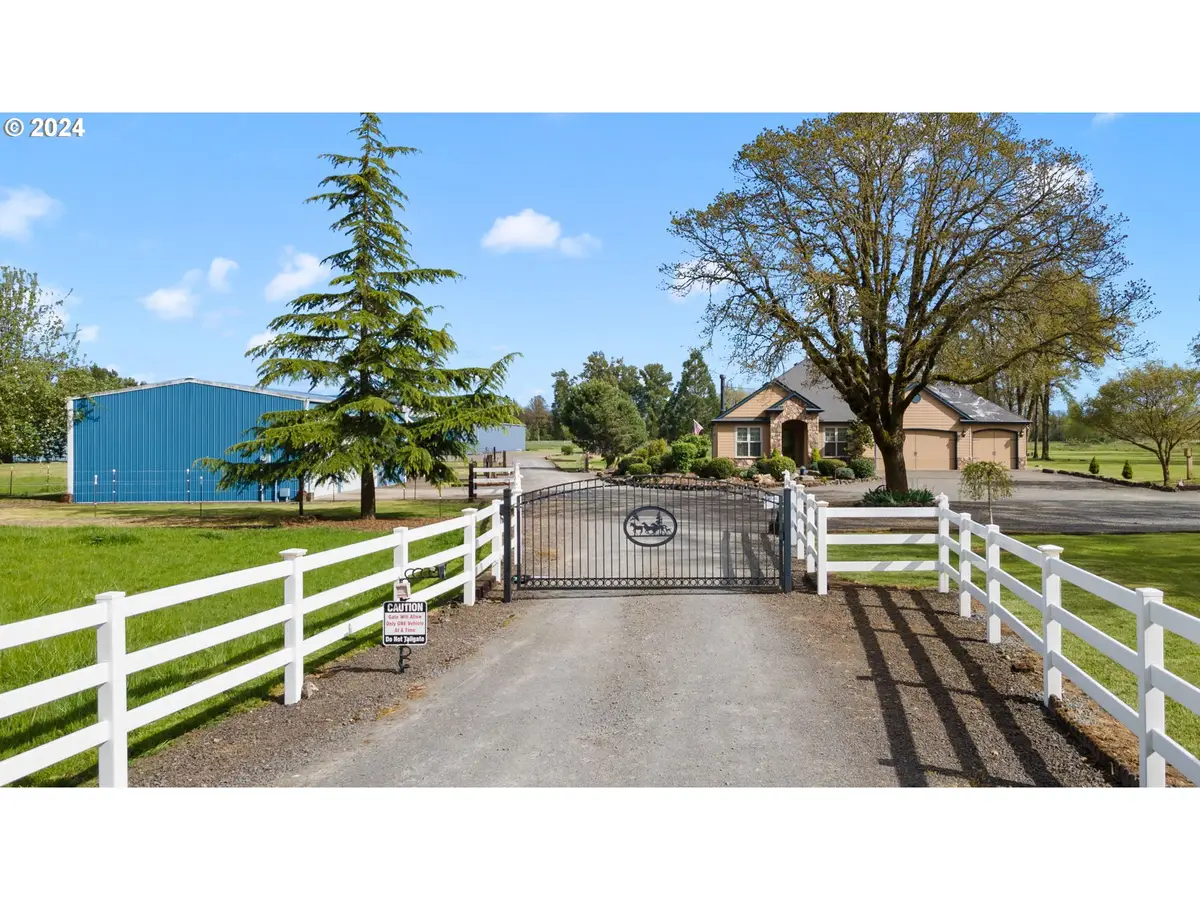 12430 S Oak Grove Rd, Canby, OR 97013 - #1