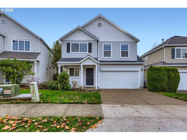 16828 NW Greyhawk Dr, Beaverton, OR 97006