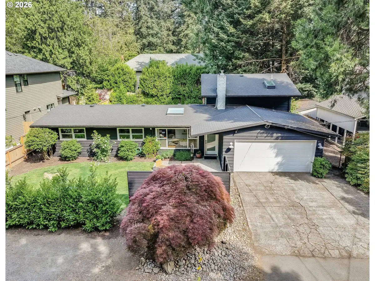 4391 Upper Dr, Lake Oswego, OR 97035 - #1