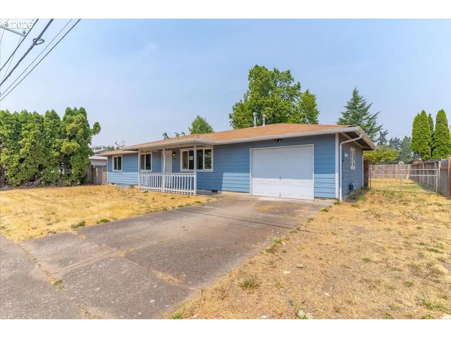 1535 W Oak St, Lebanon, OR 97355 - #2