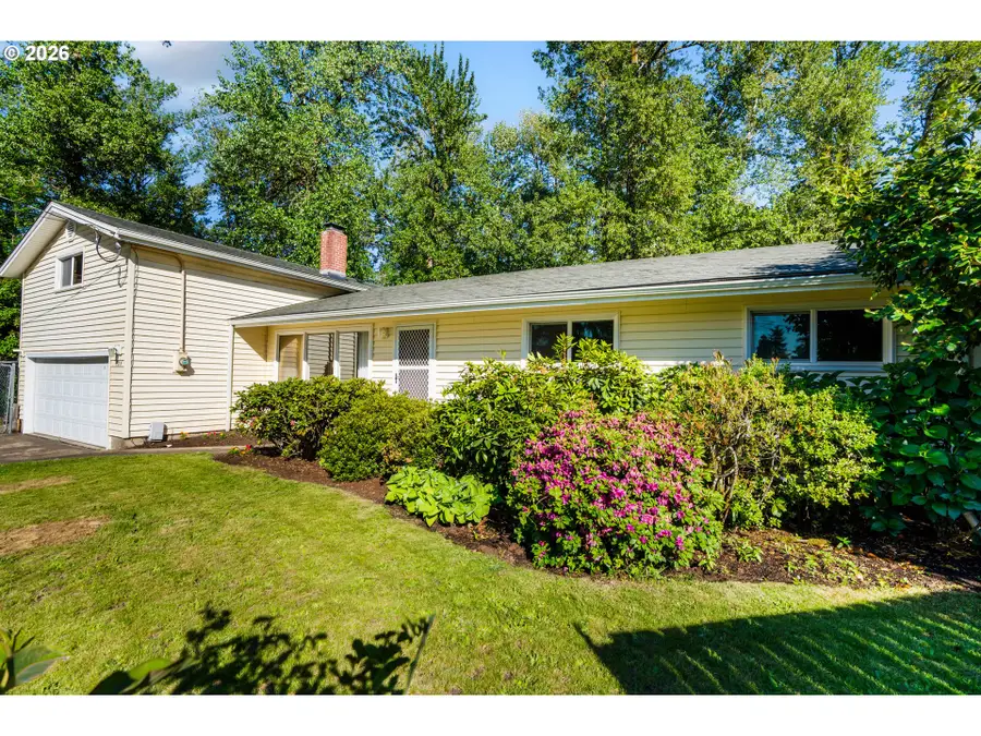 184 E Hatton Ave, Eugene, OR 97404 - #2