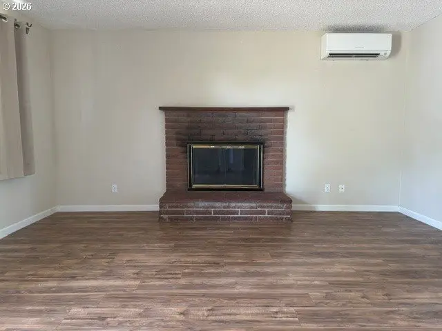 3636 Virginia Ave, Springfield, OR 97478 - #3