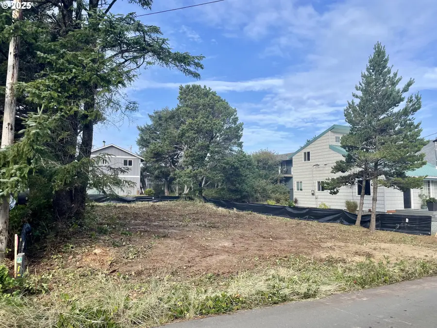 Blk 8 Lot 21 Nedonna Ave, Rockawaybeach, OR 97136 - Image #3
