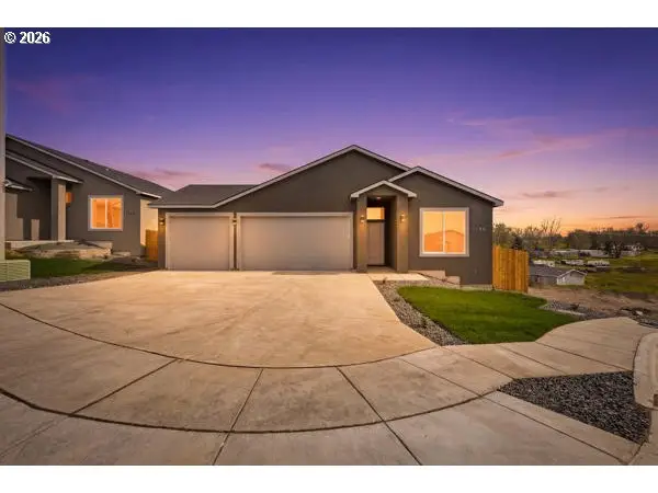 1758 NE 9th Pl, Hermiston, OR 97838