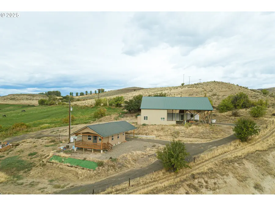 37102 Woods Ln, Richland, OR 97870 - #2