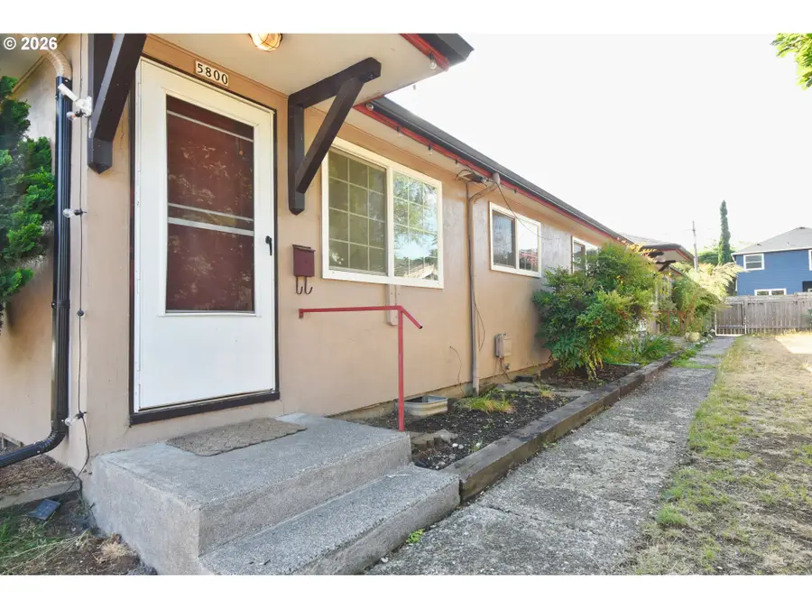 5800 SE Woodstock Blvd, Portland, OR 97206 - #2