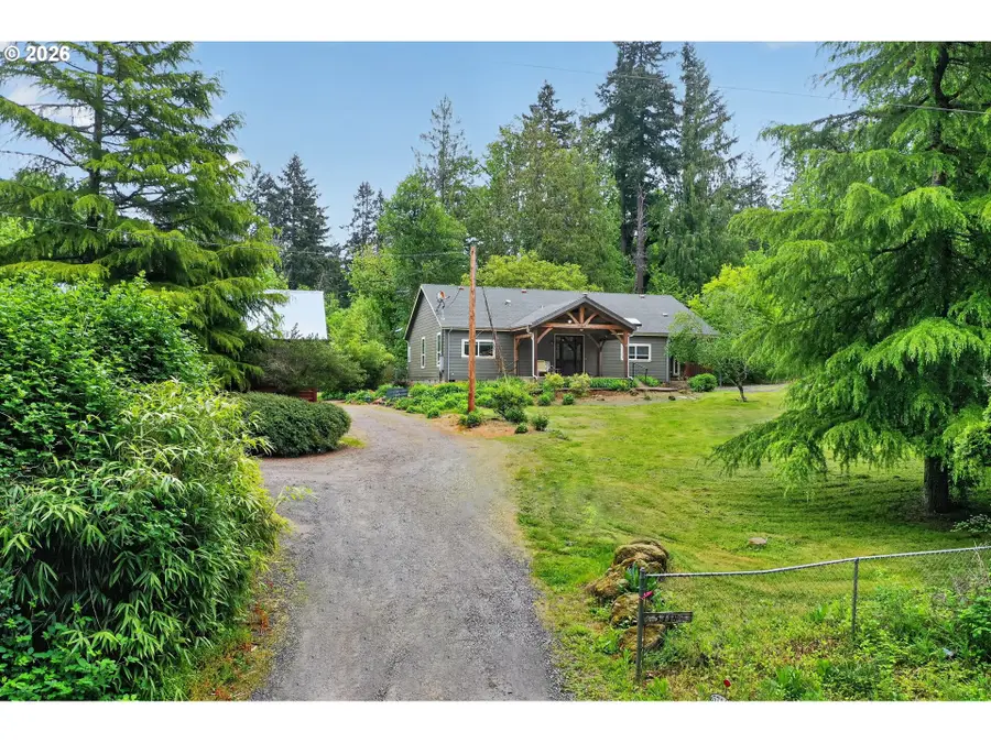 5714 Crooked Finger Rd, Scotts Mills, OR 97375 - #2