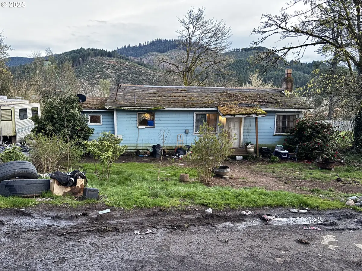 22594 Fir St, Noti, OR 97461 - Image #1