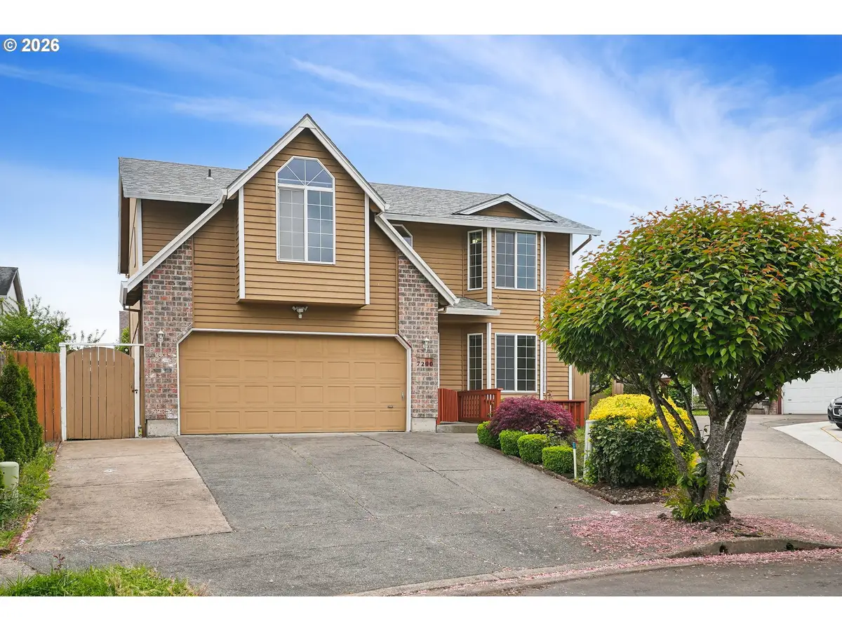 7200 SE Harnish St, Hillsboro, OR 97123 - #1