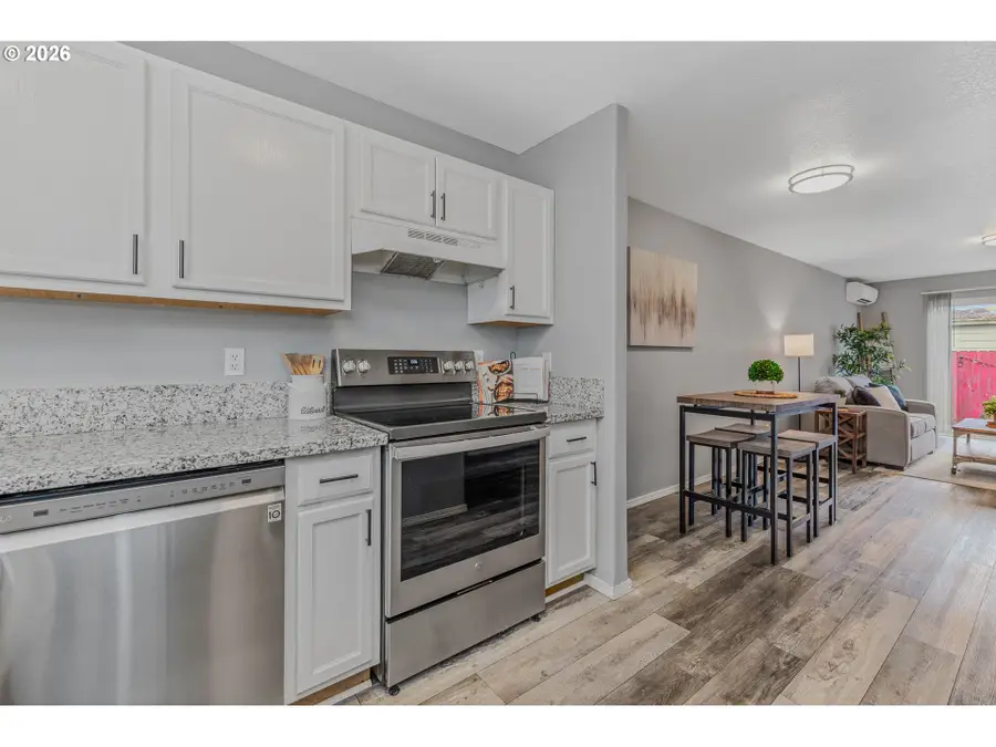 19159 SE Yamhill St #15, Portland, OR 97233 - #3