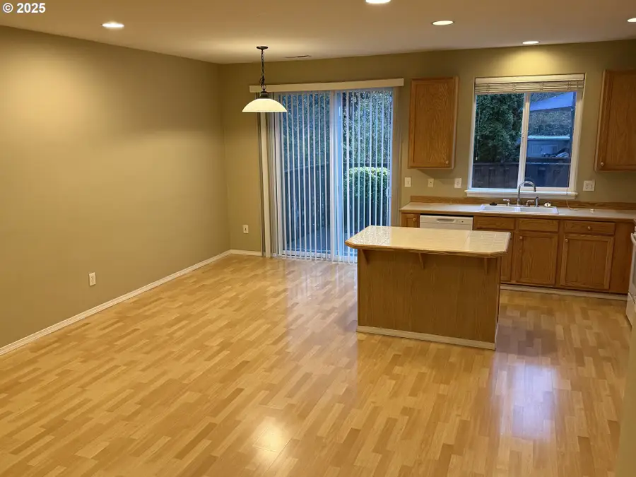 778 SW 198th Pl, Beaverton, OR 97003 - Image #2