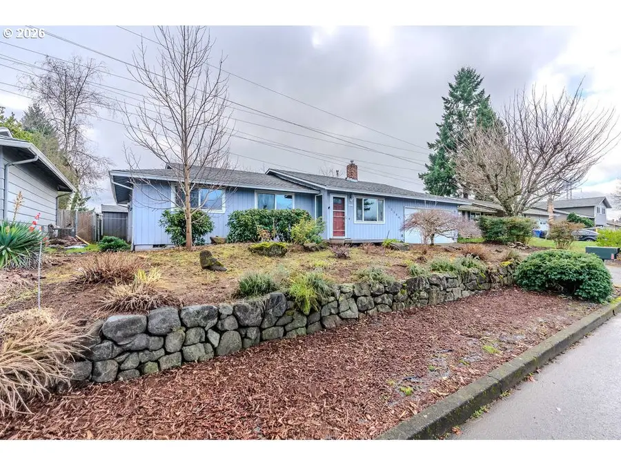 13364 Eastborne Dr, Oregon City, OR 97045 - Image #2