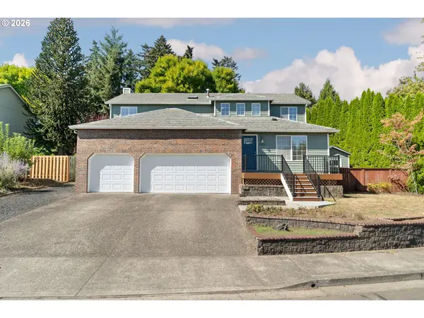 51607 SW 5th St, Scappoose, OR 97056