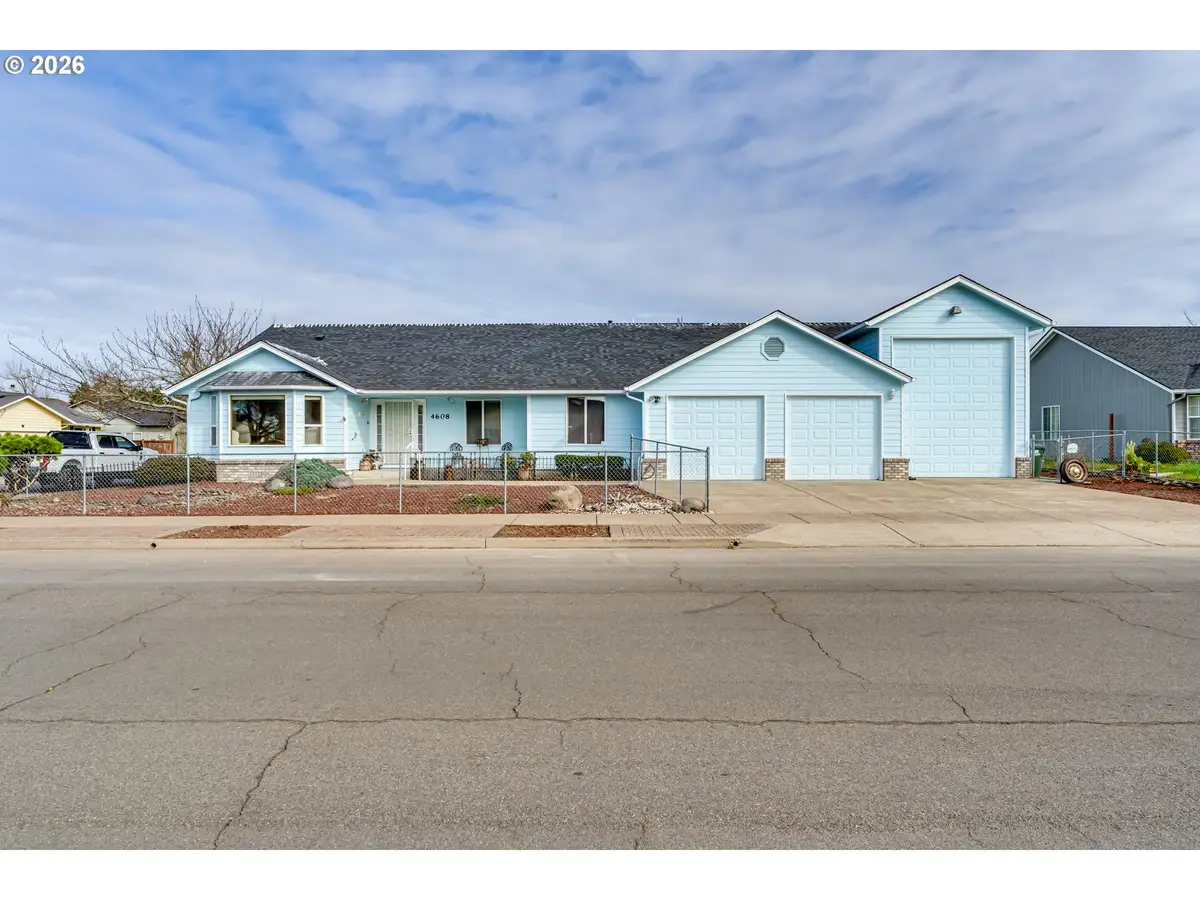 4608 Holly St, Springfield, OR 97478 - #1