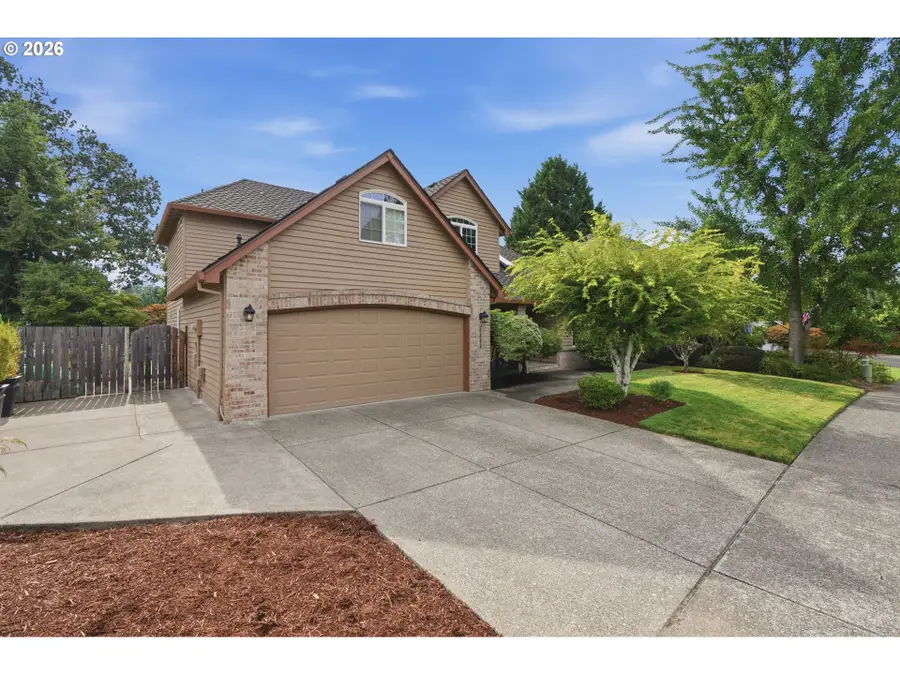 2383 NE Jamie Dr, Hillsboro, OR 97124 - #3