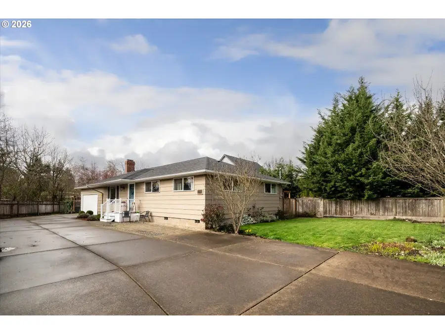 1697 Elanco Ave, Eugene, OR 97401 - #3