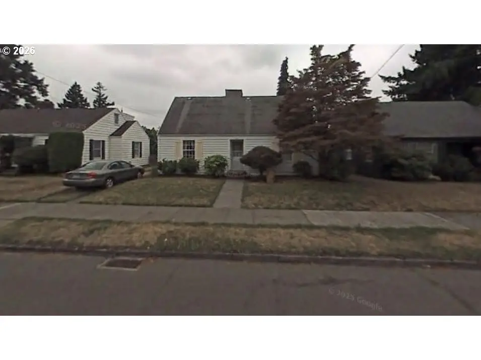 2001 NE 64th Ave, Portland, OR 97213 - #1