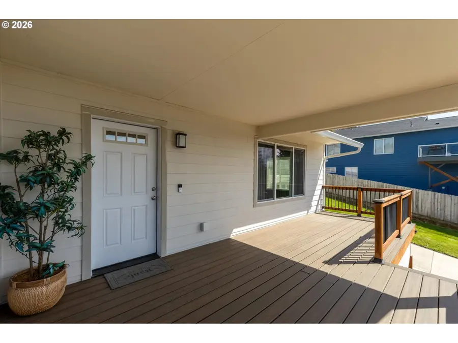 9 Curtis, Longview, WA 98632 - #2