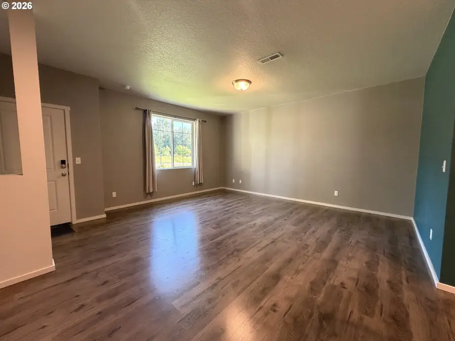 2123 SE 19th St, Gresham, OR 97080 - #3