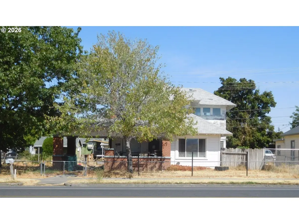 405 S Main St, Milton Freewater, OR 97862 - #1