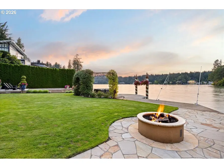 1527 Lake Front Rd, Lake Oswego, OR 97034 - Image #2