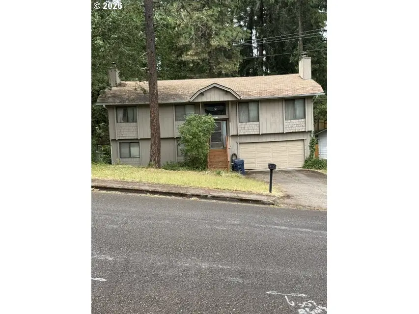 190 Coachman Dr, Eugene, OR 97405 - #3
