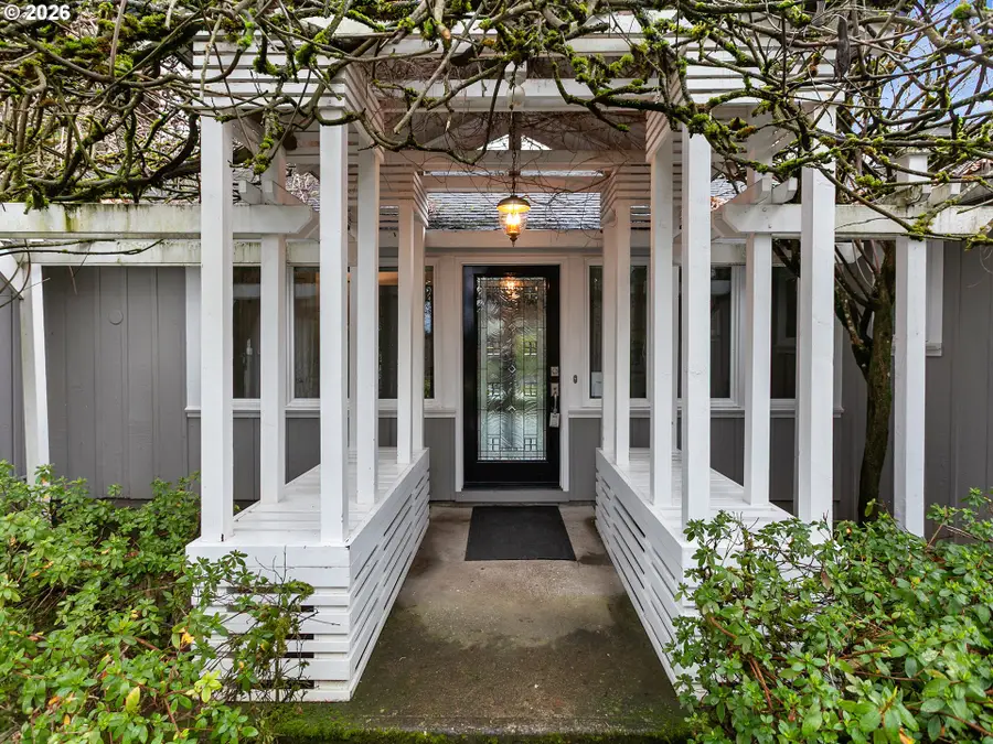 11940 SW Faircrest St, Portland, OR 97225 - #2