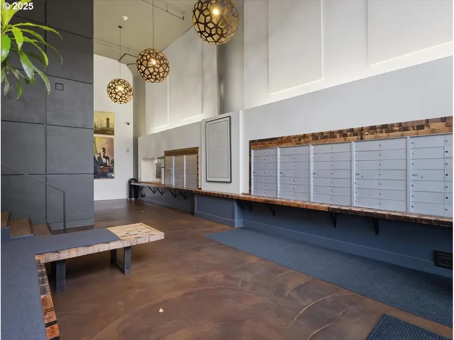 1314 NW Irving St #201, Portland, OR 97209 - Image #3