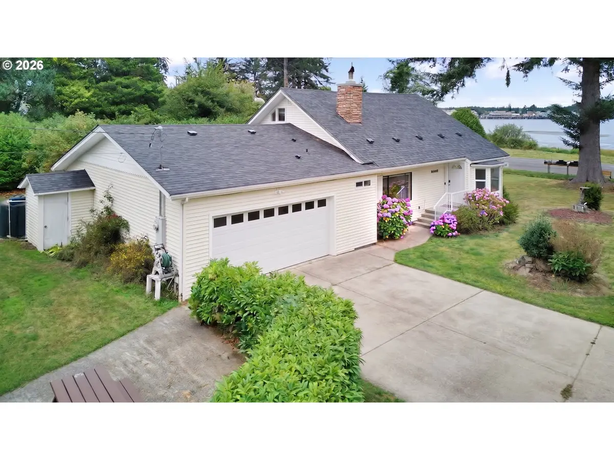 85600 Maple St, Florence, OR 97439 - #1