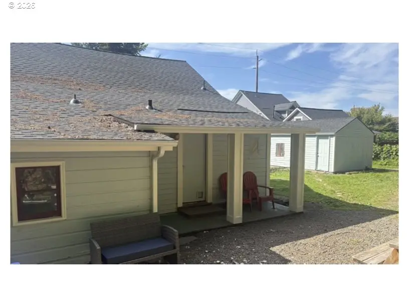 210 Washington St, Oregon City, OR 97045 - #1