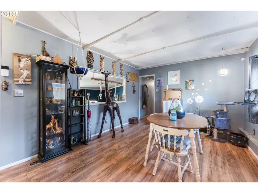 1735 Pennsylvania St, Coos Bay, OR 97420 - Image #2