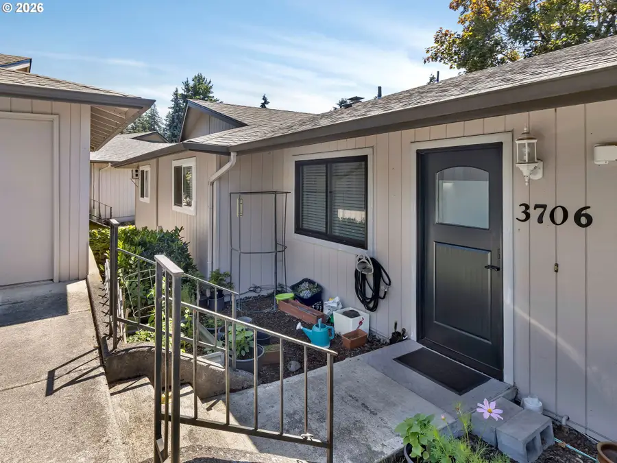 3706 NE 45th St, Vancouver, WA 98661 - #3