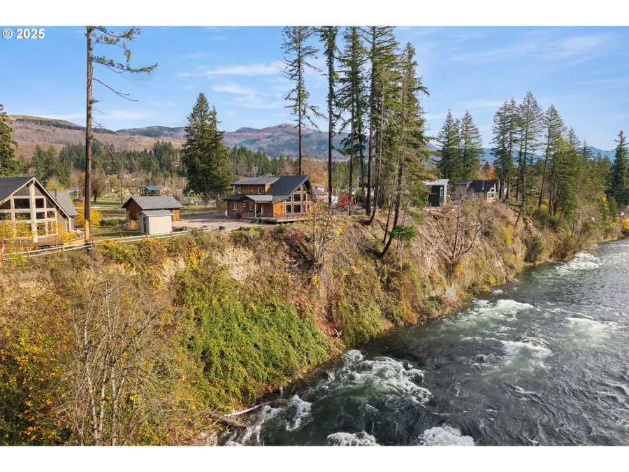 138 Santiam St, Gates, OR 97346 - #2
