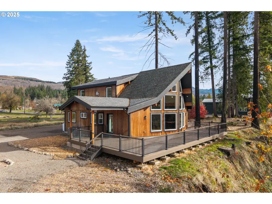 138 Santiam St, Gates, OR 97346 - #3