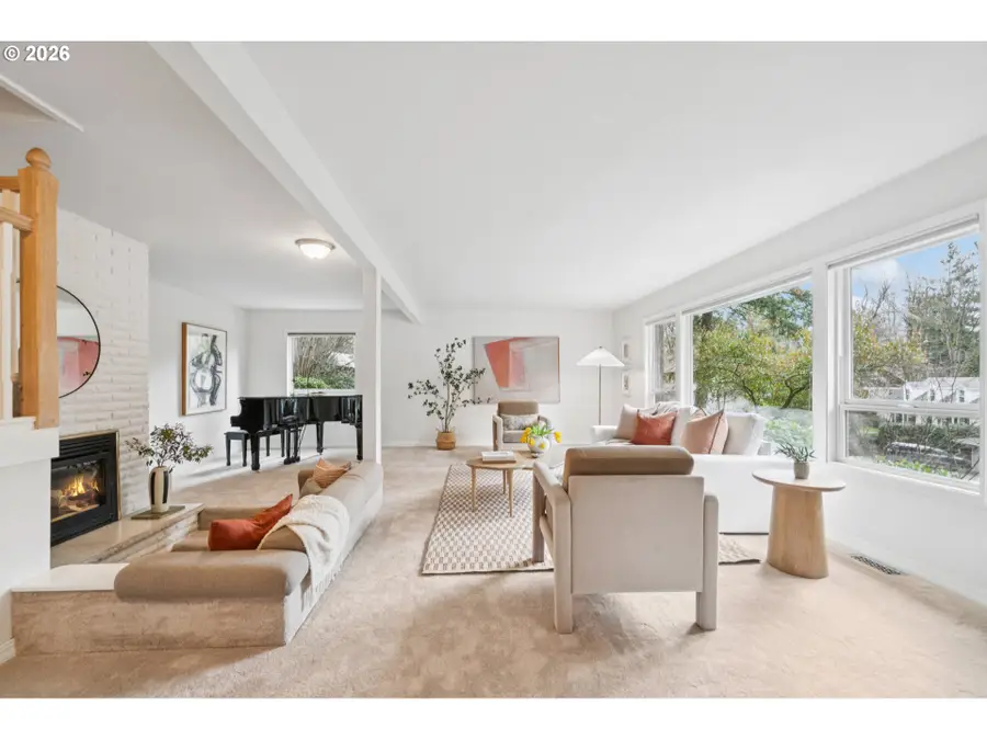 21 Del Prado St, Lake Oswego, OR 97035 - #2