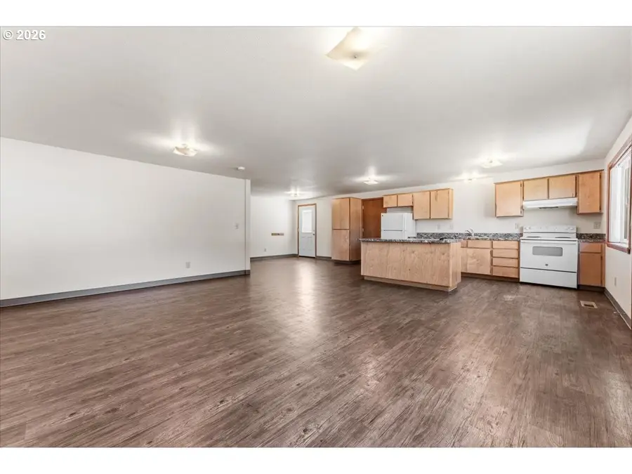 22010 S Leslie Ave, Beavercreek, OR 97004 - #2