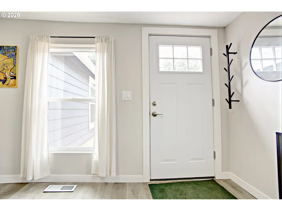 8425 N Swenson St, Portland, OR 97203 - #2