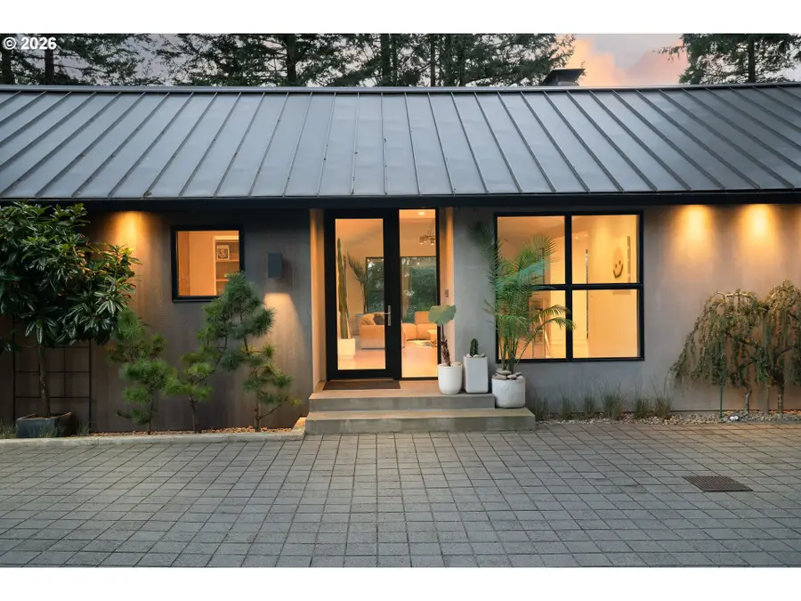 5202 SW Burton Dr, Portland, OR 97221 - #2