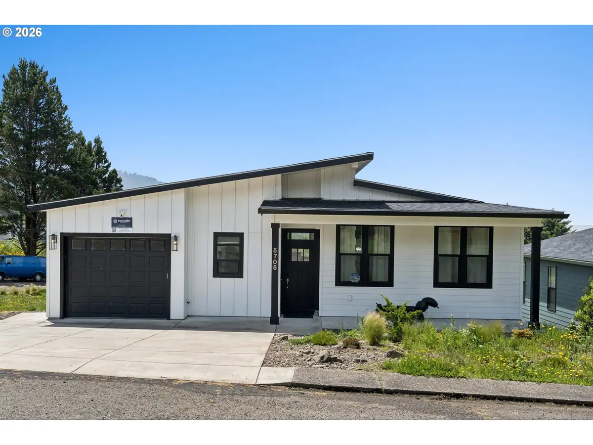 5705 Rollo Dr, Neskowin, OR 97149 - #1