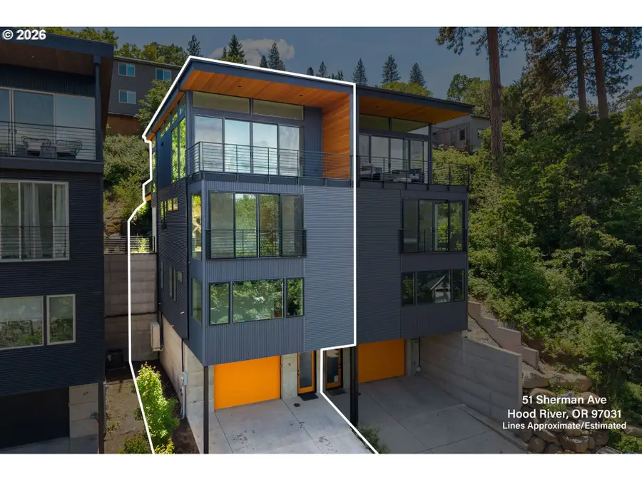 51 Sherman Ave, Hood River, OR 97031 - #2