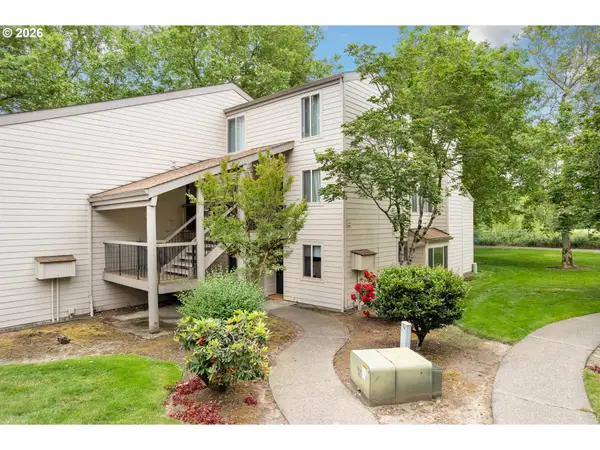 10303 SW Trapper Ter, Beaverton, OR 97008