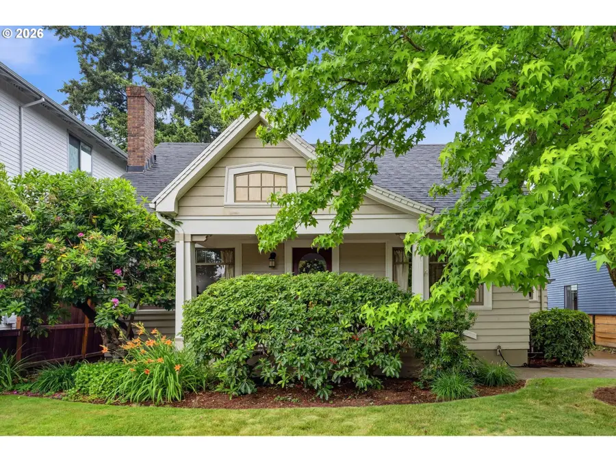 2747 NE Schuyler St, Portland, OR 97212 - #2