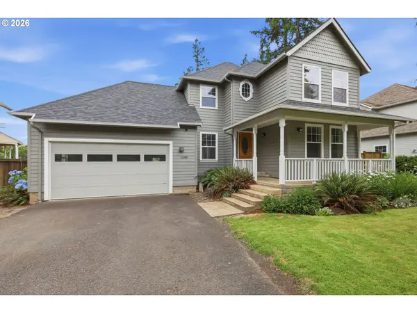 1240 N River Rd, CottageGrove, OR 97424
