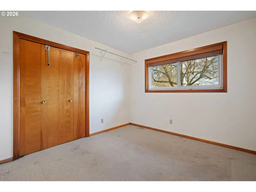 235 9th St, Washougal, WA 98671 - #3