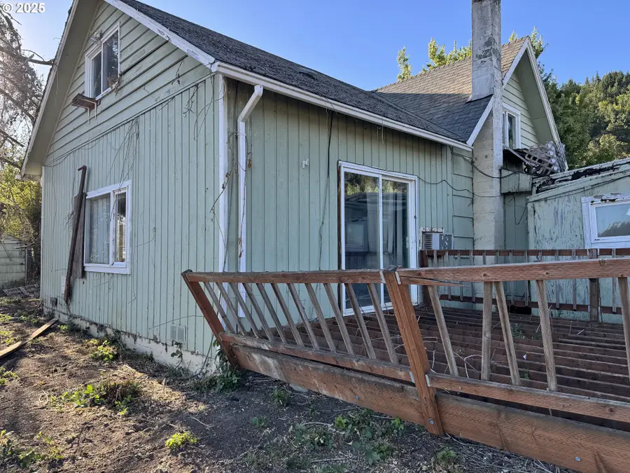 33367 Bloomberg Rd, Eugene, OR 97405 - Image #3