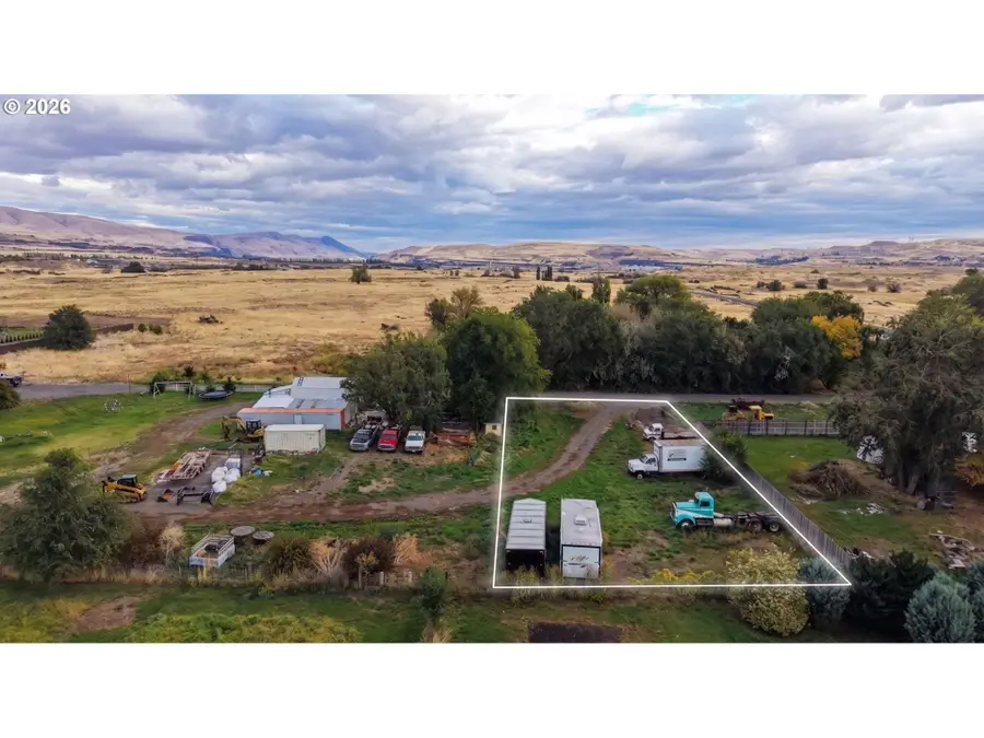 9 Dozer Dr, Dallesport, WA 98617 - #2