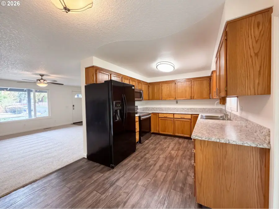 555 Matzen St, Saint Helens, OR 97051 - #2