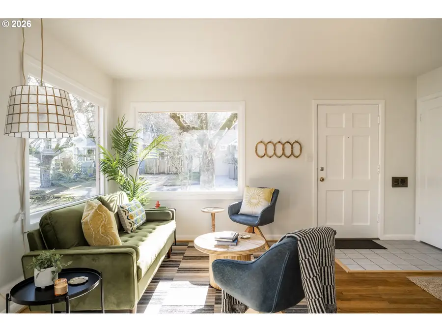 1653 SE Linn St, Portland, OR 97202 - Image #3